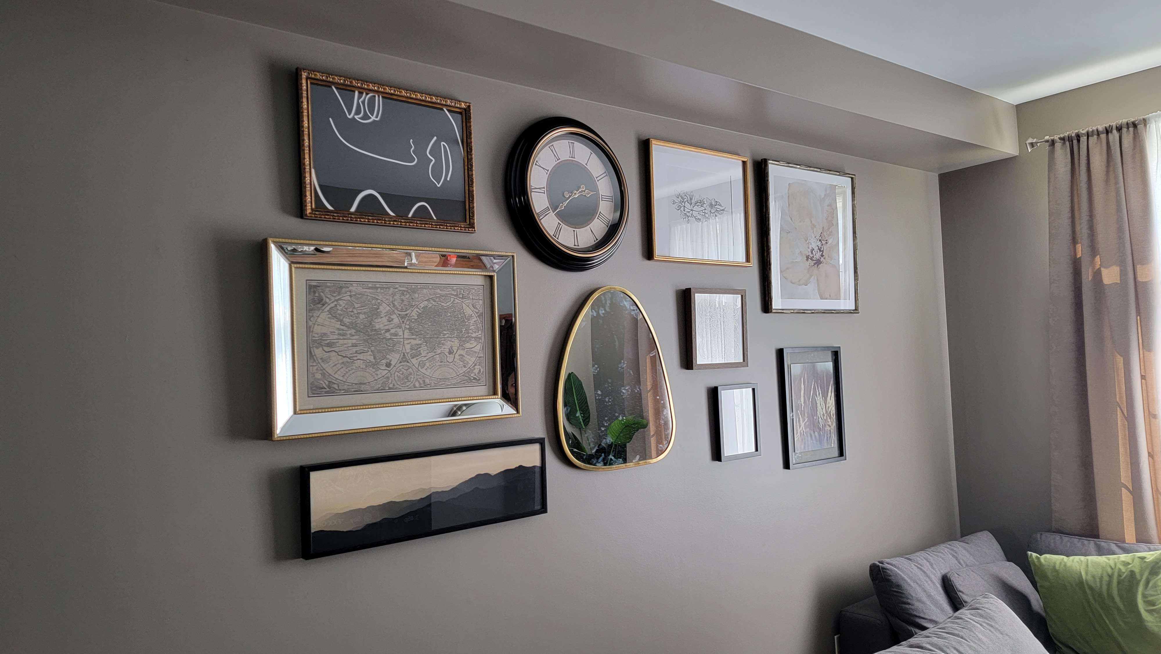 Wall Picture Frames Hanging